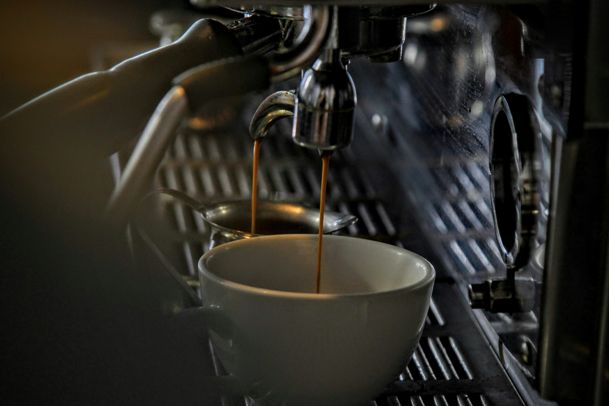 Préparation d'un expresso Maroc à partir de café en grain premium